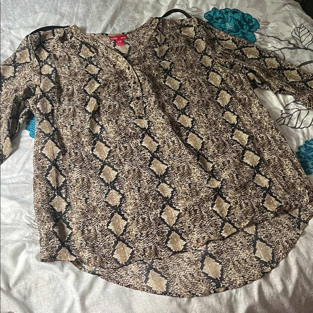 Mix & Co Snakeprint Top Blouse Size 2X